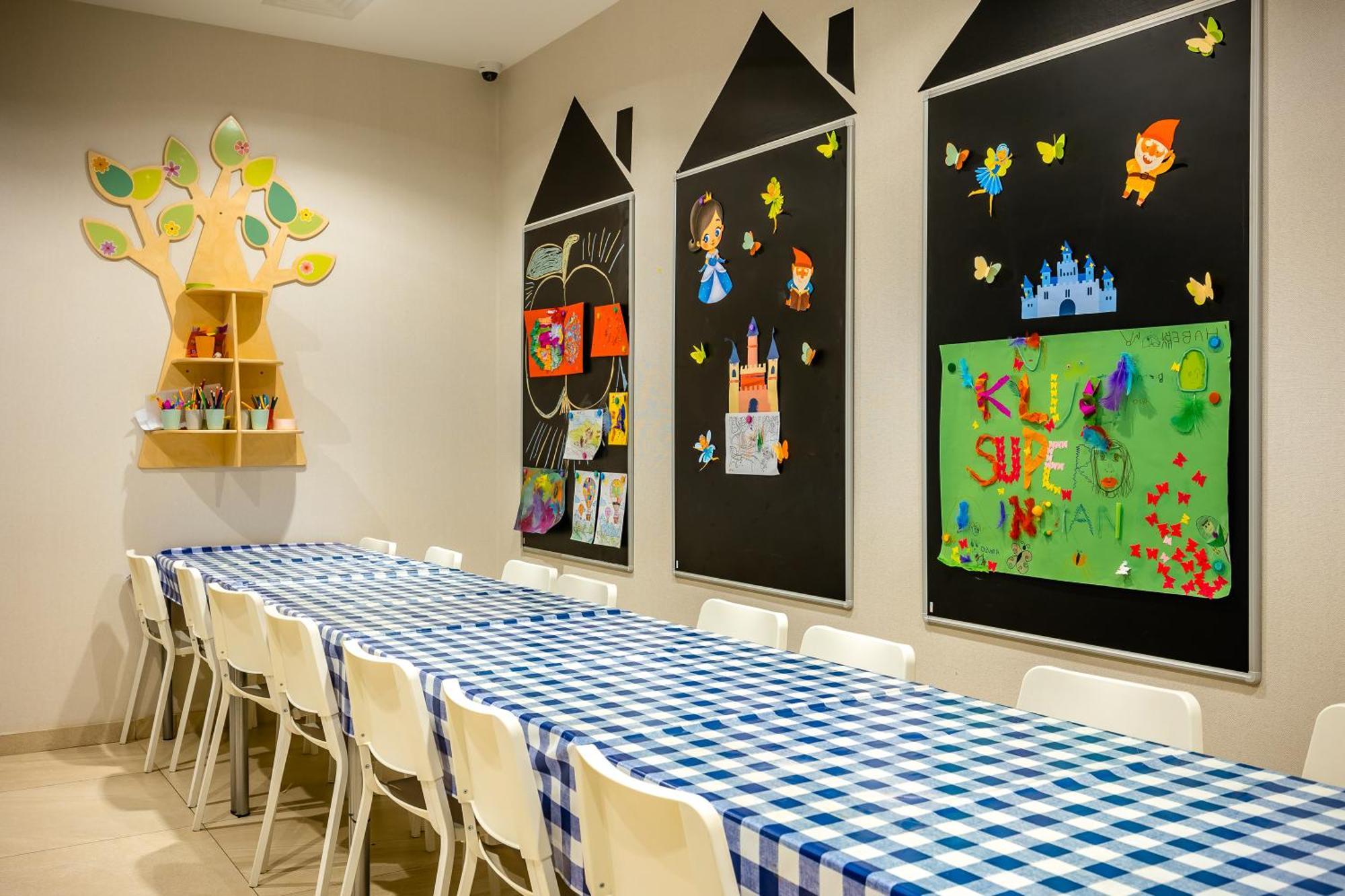 Platinum Mountain Hotel&Spa Szklarska Poręba Kültér fotó The Children's Hospital of Philadelphia